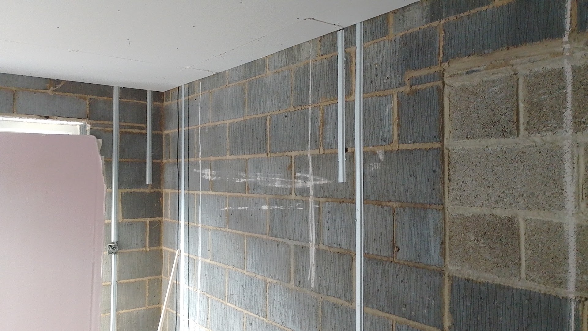 P D Godden Plastering — Photos 10